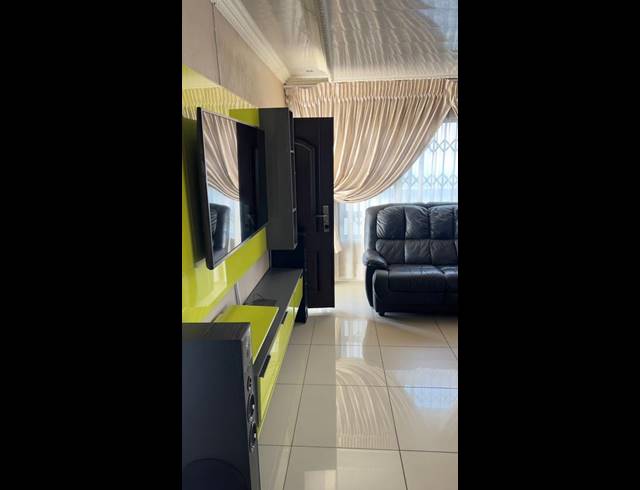 3 BEDROOM PROPERTY TO RENT IN THE ORCHARDS